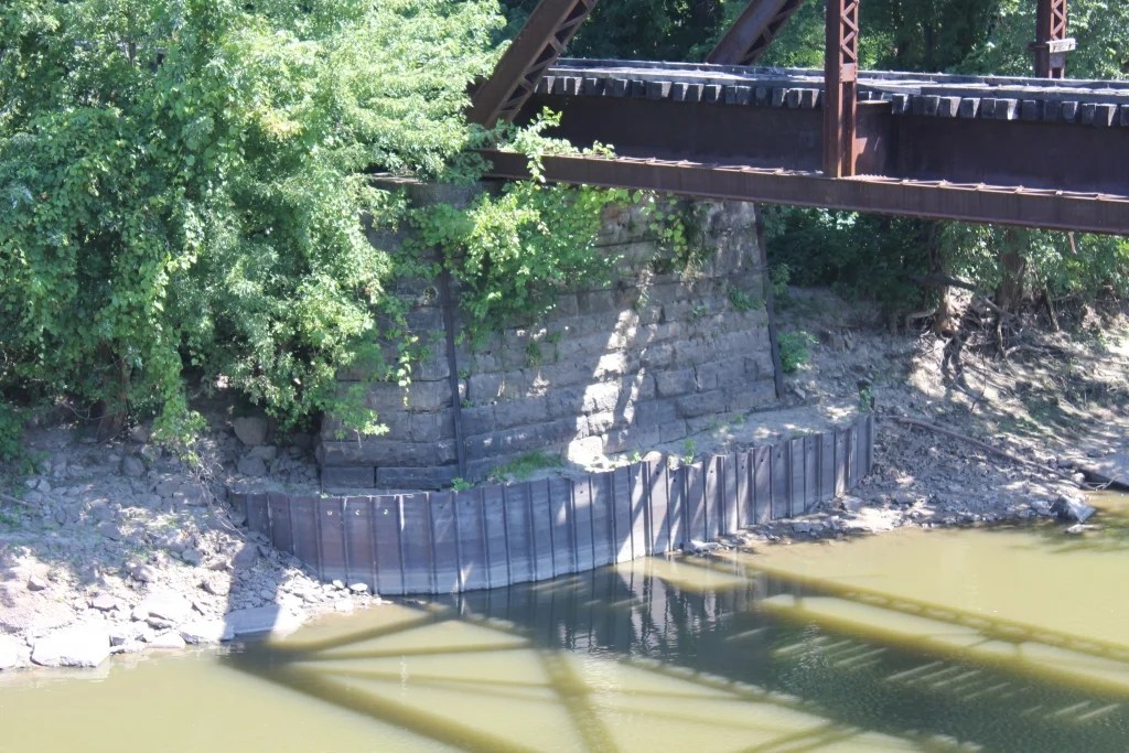 Columbus Junction Rail Bridge (North)